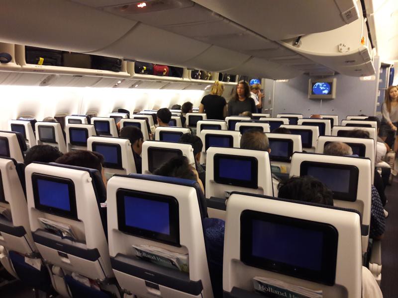 Pengalaman Pertama Naik Maskapai Belanda (KLM), Pesawat Gede Boeing 777-300ER