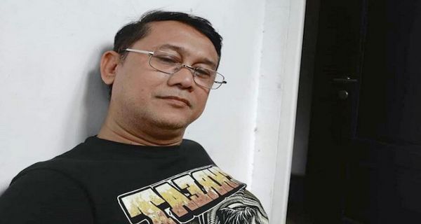 Tanggapi Pernyataan Ketum FPI, Denny Siregar Ditantang Duel