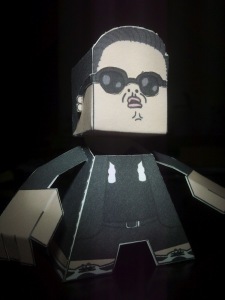 membuat-paper-craft-psy-oppa-gangnam-style