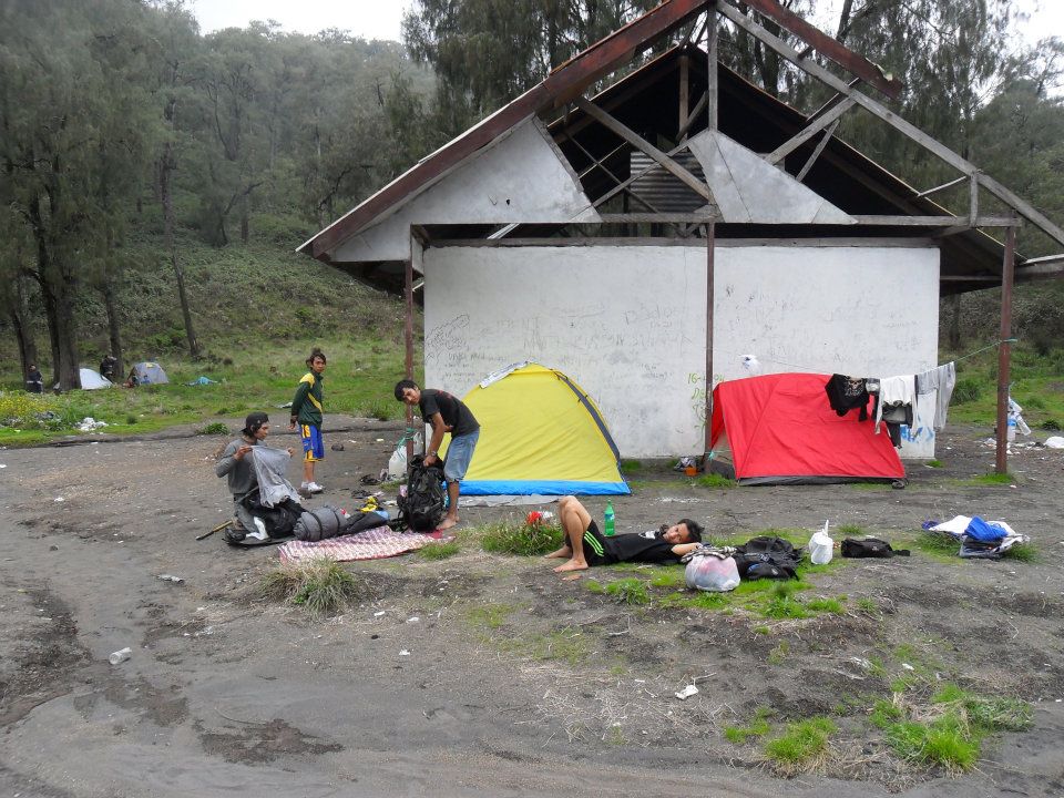 Gunung Semeru Puncak Tertinggi Jawa