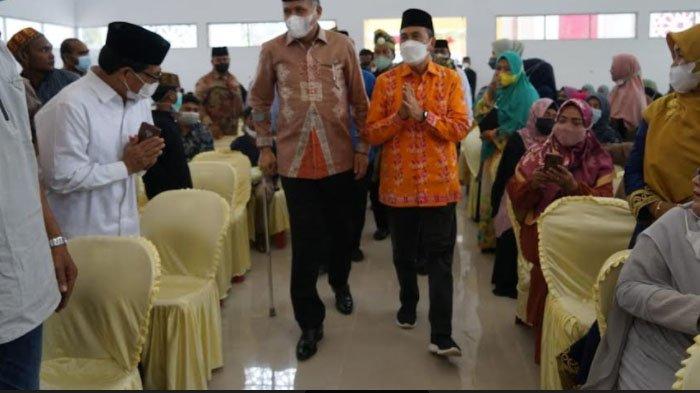 Gubernur Riau Ingin Belajar Transformasi Bank Syariah di Aceh
