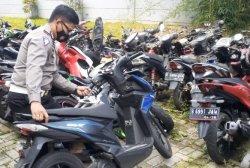 Kondisi Moge Hancur Menjadi 2 Bagian, Motor Beat hanya Rusak Ringan