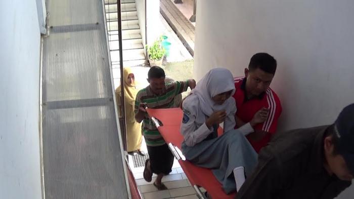 UN Sambil Menahan Sakit karena Kanker