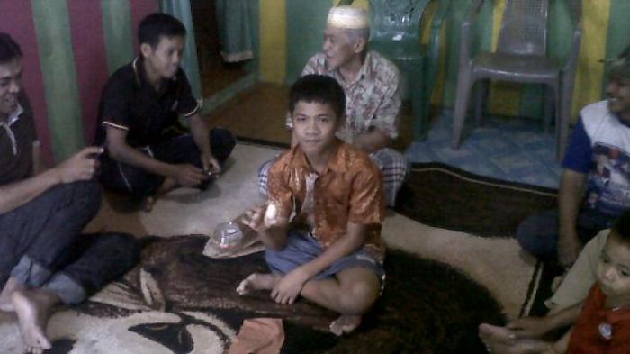 Bikin Heboh! Bocah 12 Tahun Ini Sudah Bertelur Lima Butir