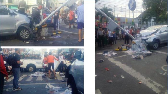 BREAKINGNEWS: Mobil Tabrak 5 Orang di Tugu Pal Putih, 2 Tewas