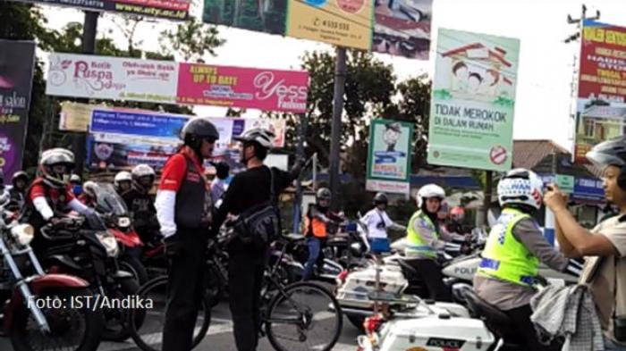 Harley Davidson Tidak Pantas Dikawal Polisi