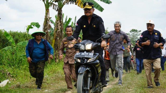 Beredar Video Menteri Pertanian Syahrul Yasin Limpo Jatuh dari Motor Saat Kunker