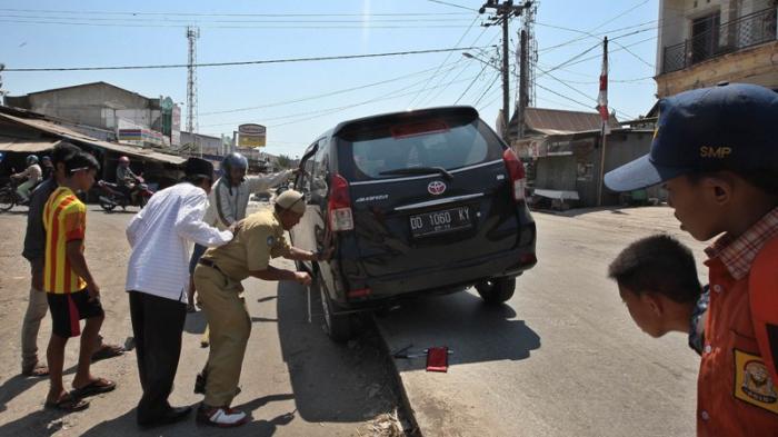 4 hal yang bikin tugas-tugas kuliah macet