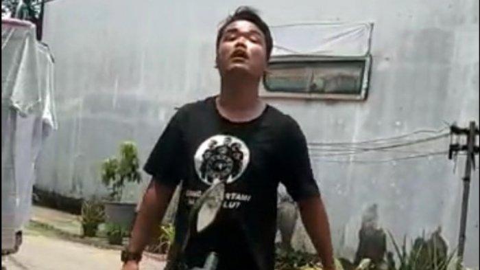 Makin Beringas, Preman Tantang Polisi untuk Menangkapnya saat Palak Pedagang
