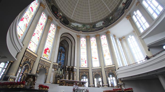 Katedral St.Yosef, Gereja Katolik Termegah Di Indonesia