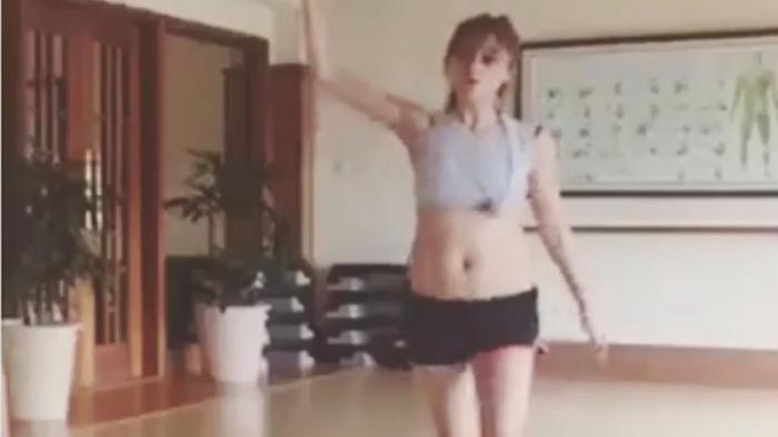 &#91;+mulus&#93; Gara-gara Pakaian Super Seksi, Marshanda Kembali Dihujat