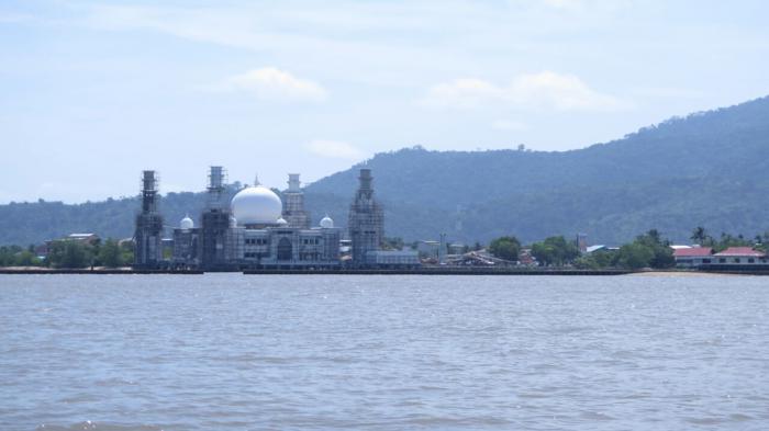 Masjid Oesman Al Khair diresmikan, masjid terapung ikon Kayong Utara, Kalbar