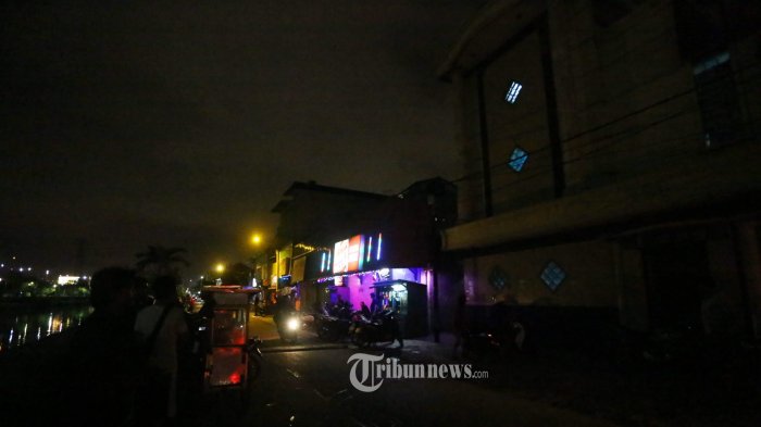 Pemilih Kafe di Kalijodo Curhat "Tolong, Bisa Mendadak Miskin Saya"