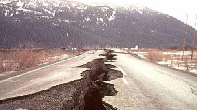 9 Mitos asal-usul gempa Bumi dari berbagai negara, Indonesia ada!