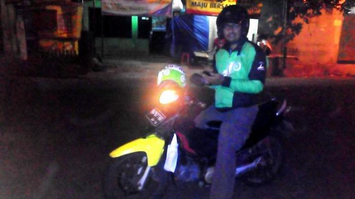 Jadi Pengemudi Go-Jek, Manajer Resor Raup Rp1 Juta Per Hari