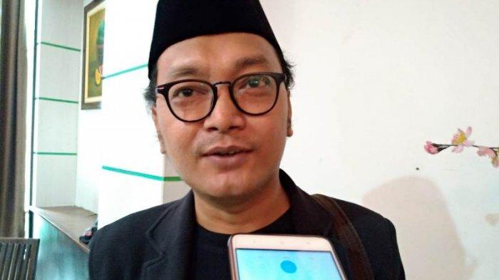 Guntur Romli Kecewa dengan Menag: Keinginan Gus Dur Membubarkan HTI dan FPI