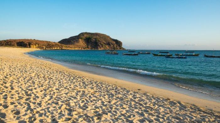 Sambil Nonton MotoGP, Kunjungi 6 Destinasi Wisata yang Memukau di Mandalika yuk!