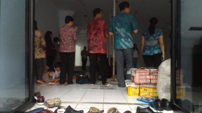 Jemaat Gereja Kalijodo Berharap Kebijaksanaan Ahok