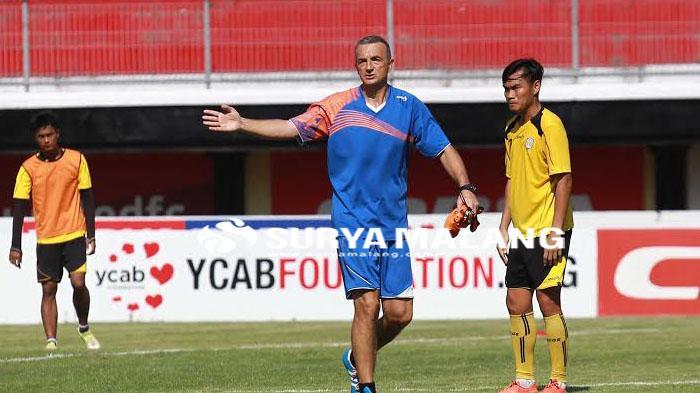 Milomir: Lionel Messi Tak Bakal Dapat Jatah Main Jika Gabung Arema Cronus