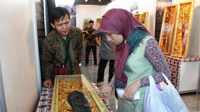  Sandal  Jepit Nabi  Muhammad  Terbuat dari Kulit Unta Tahan 