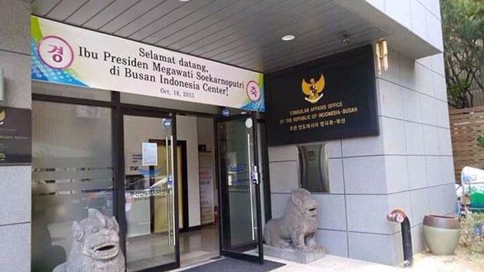 Heboh Spanduk 'Selamat Datang Ibu Presiden Megawati Soekarnoputri' di Korea Selatan