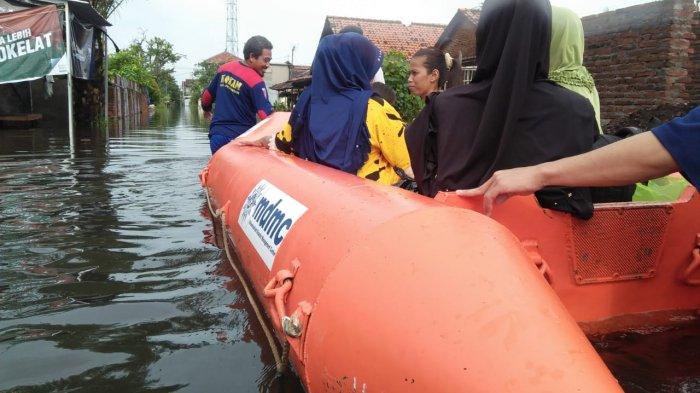 Banjir di Kabupaten Pekalongan Sudah 2 Minggu Belum Surut