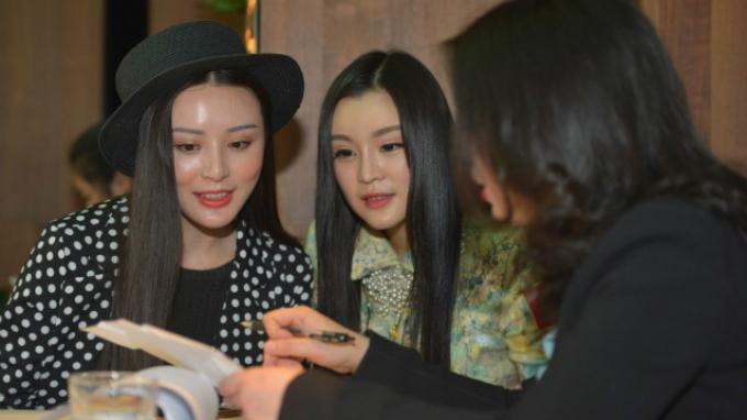 BERITA FOTO: Ribuan Wanita China Bersaing Bisa Kencan dengan Perjaka Kaya Asal Dubai