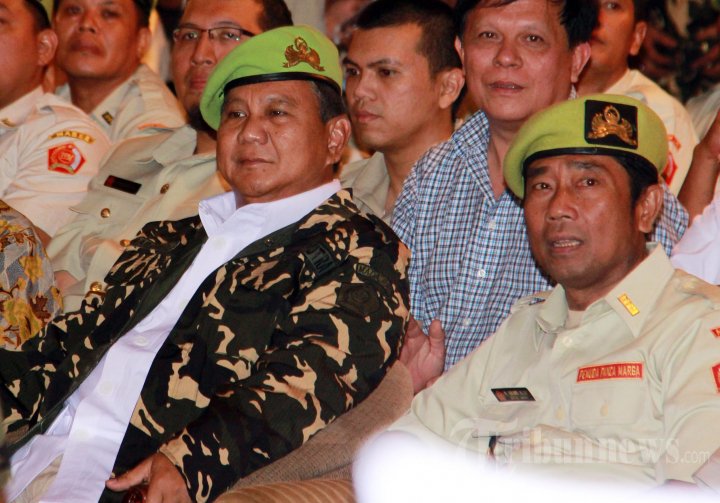 Ahok Bantah Lecehkan TNI