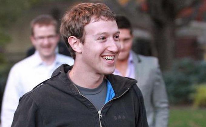 Bos Facebook Bela Umat Muslim, Tolak Ajakan Donald Trump