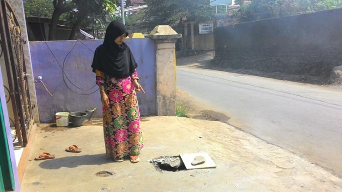 Tabung Gas Melayang dan Jatuh di Rumah Gegerkan Warga Bekasi