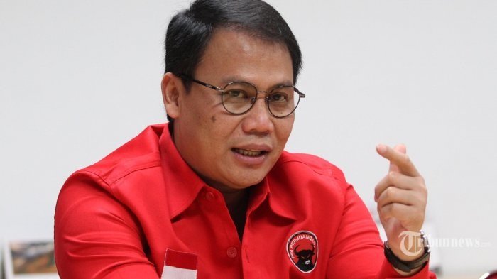 pdip-minta-pemerintah-minta-maaf-kepada-soekarno-legislator-gerindra-lucu