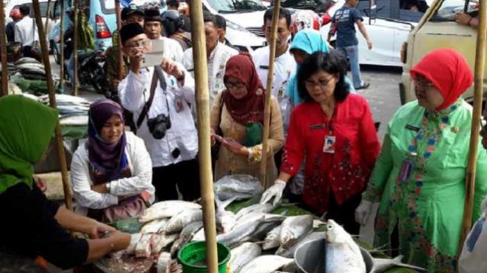 "Kok Pas Idul Adha Ahok Berisik Larang Jualan di Trotoar 