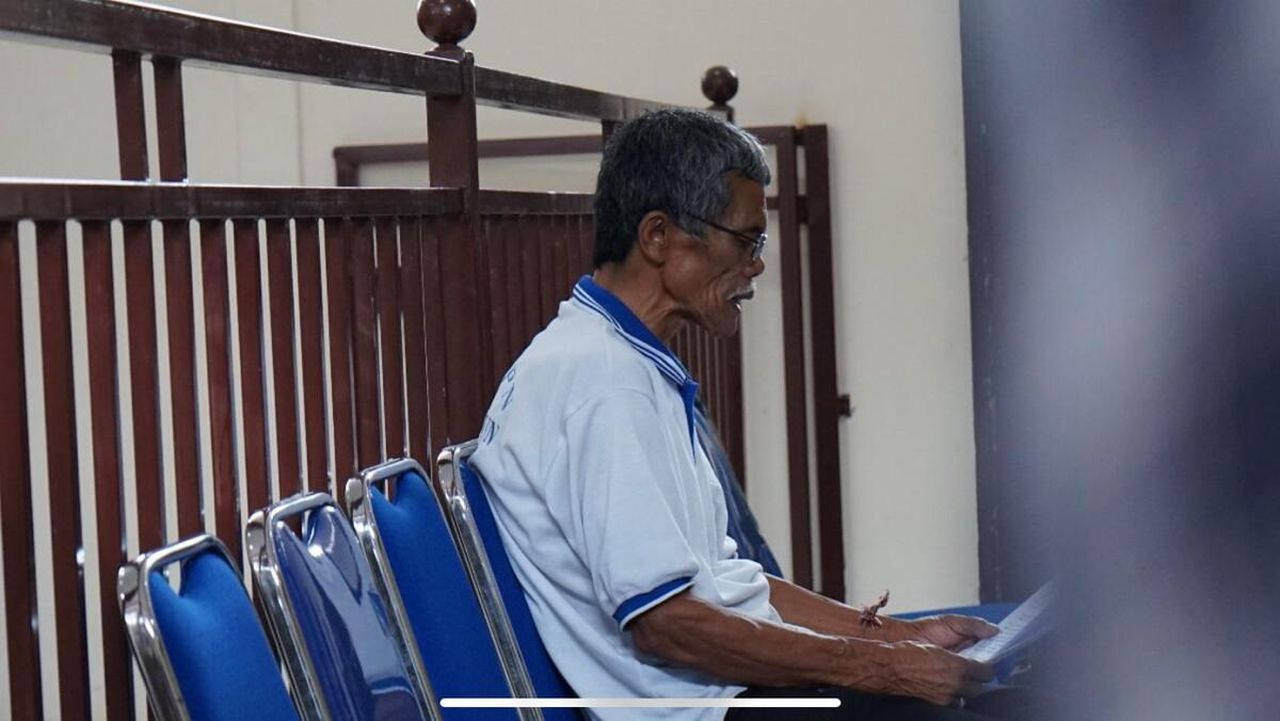 Tetua Masyarakat Adat yang Perjuangkan Tanahnya Didenda Rp 1 Miliar
