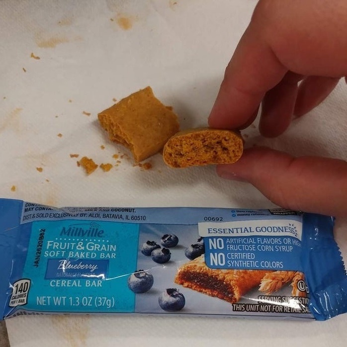 Penampakan snack tak sesuai ekspektasi, bikin naik darah pembeli