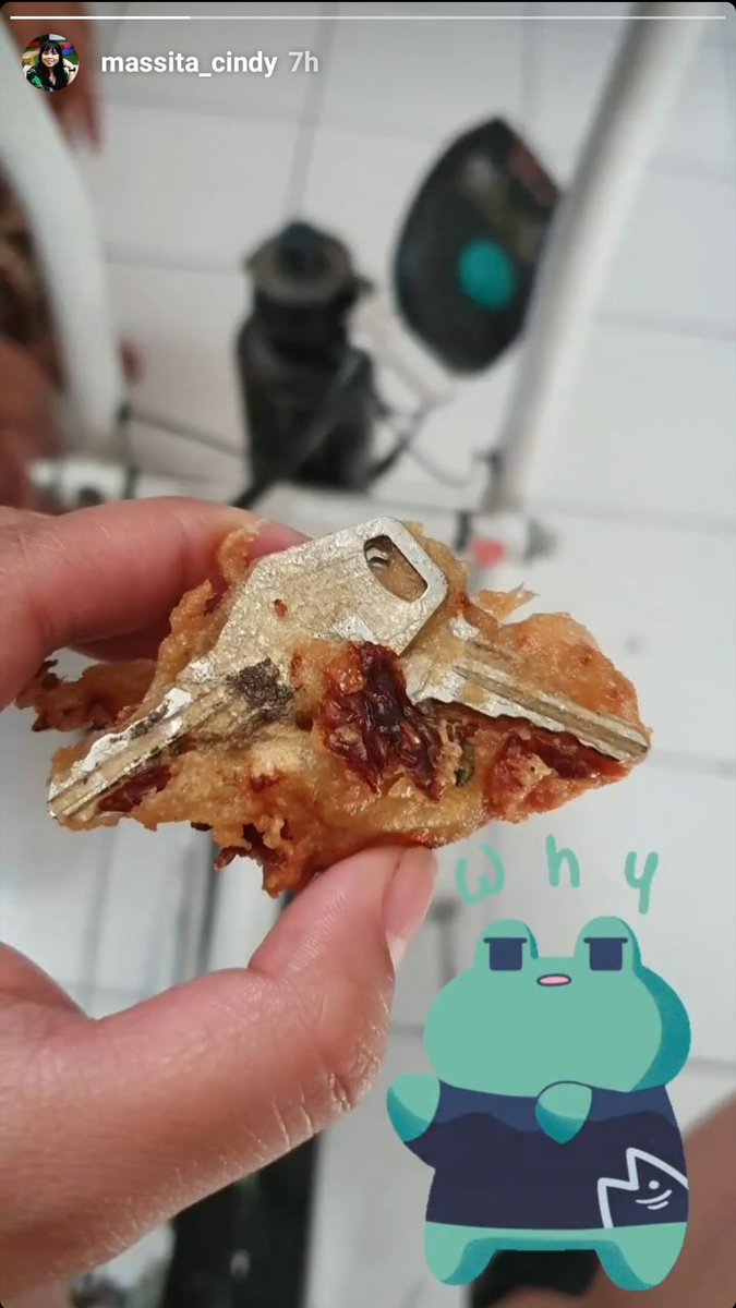 Momen tak terduga waktu mau makan ini bikin kamu gagal paham