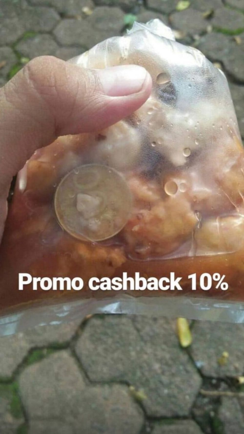 Momen tak terduga waktu mau makan ini bikin kamu gagal paham