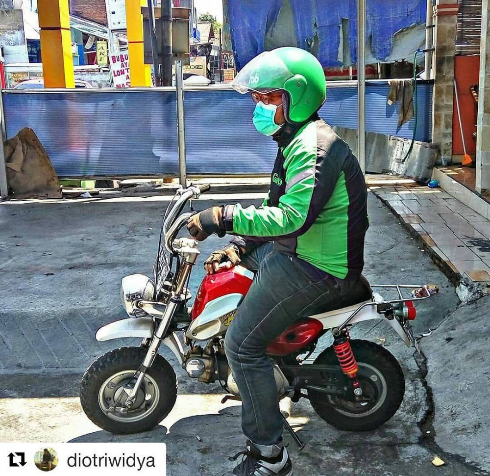 Motor unik driver ojek online ini bikin pengguna gagal paham