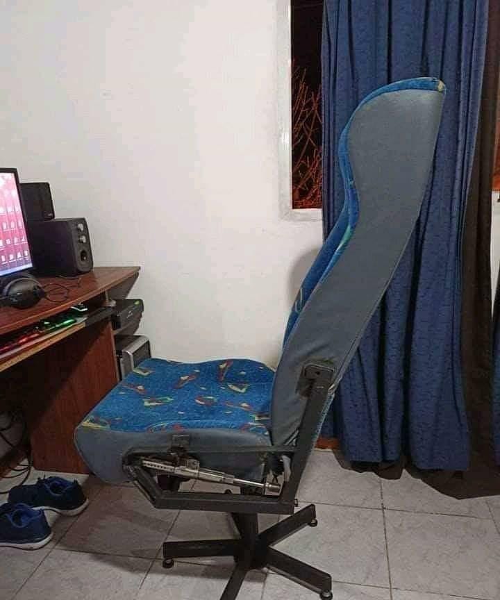 Kumpulan Foto Lucu Teknologi Versi Low Budget