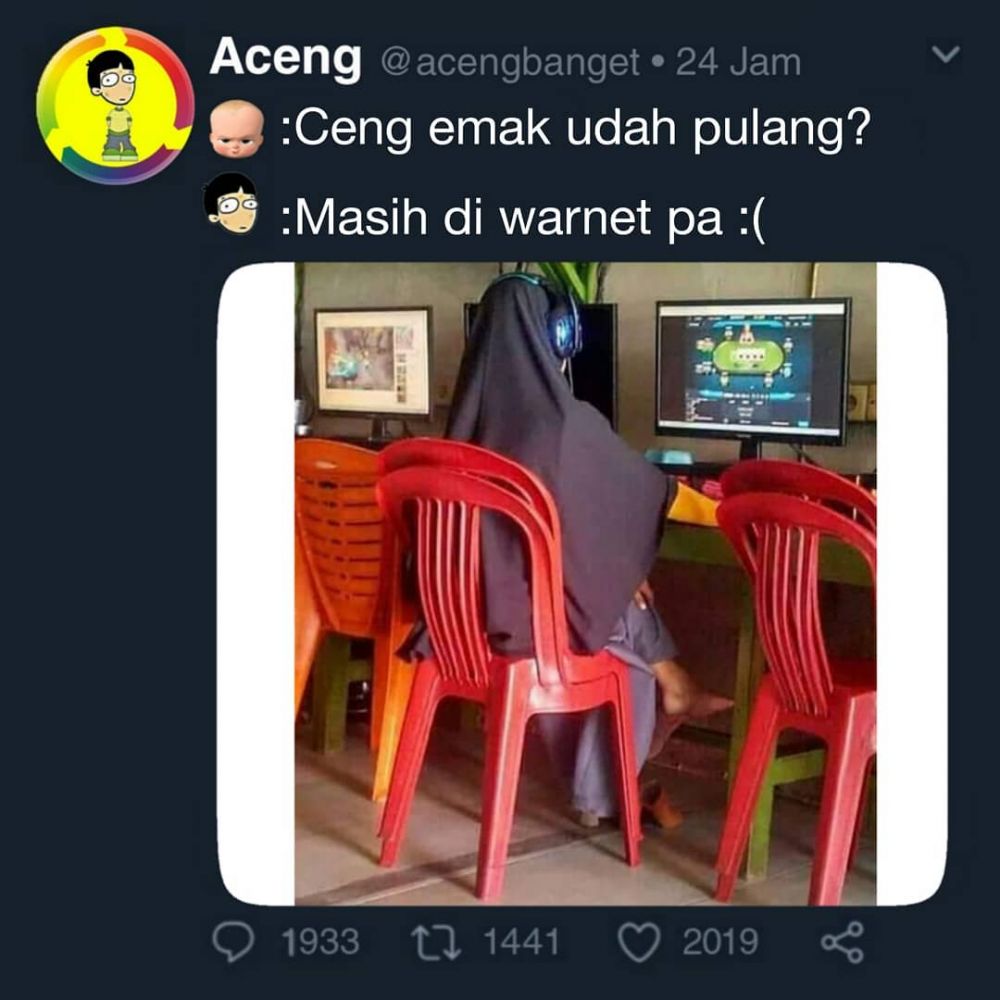 Meme Lucu Kelakuan Emak-emak Gokil Abis