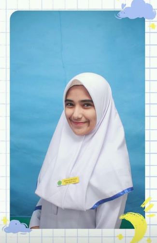 KENALAN NIH SAMA NENG Nadya, BIDAN CANTIK YANG MEMPESONA!