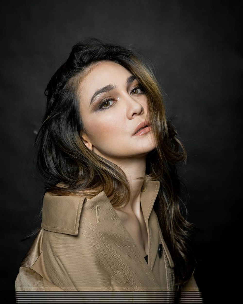 PERJALANAN HIDUP LUNA MAYA DARI BAYI SAMPAI SEKARANG, MEMESONA