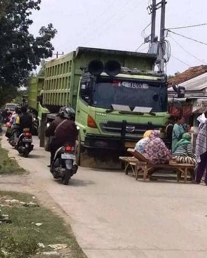 10 POTRET DISURUH BELANJA KE PASAR INI BIKIN CEKIKIKAN