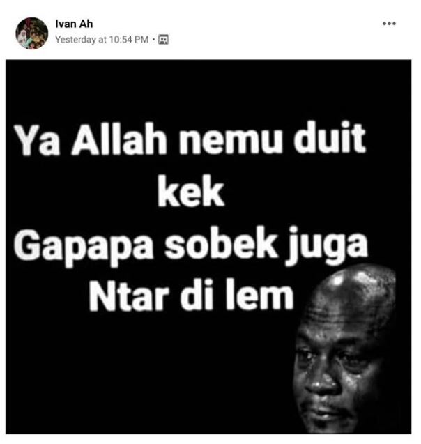 8 KEJADIAN LUCU DRIVER OJEK ONLINE NEMU UANG DI JALAN, BIKIN NGAKAK