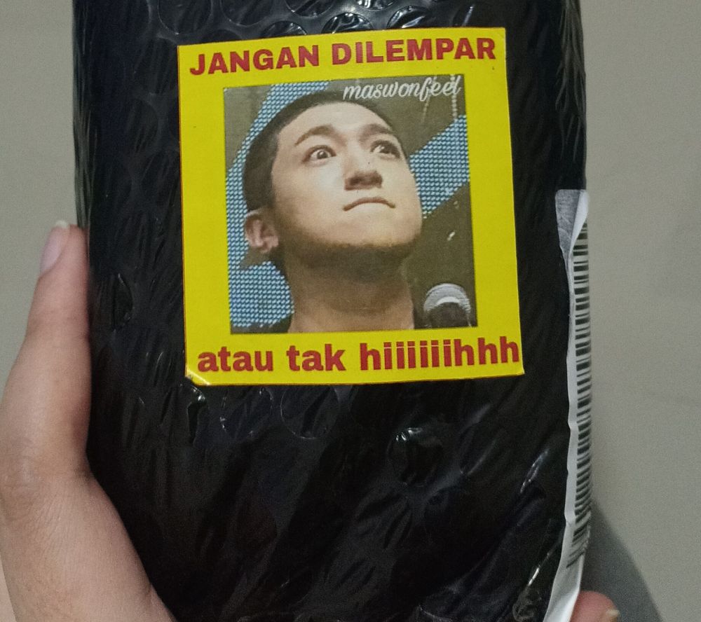 12 CURHATAN PARA PEDAGANG KEPADA KURIR JNE, KOCAK ABIS
