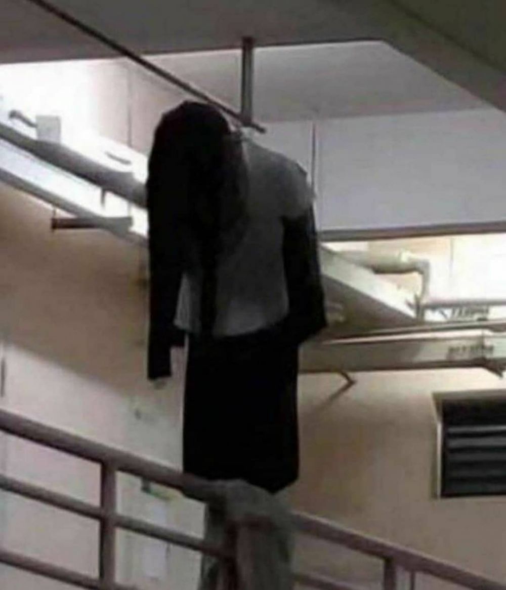 JANGAN DI BUKA! 10 PENAMPAKAN SERAM DI RUMAH INI BIKIN GAK BISA TIDUR (fail edition!)