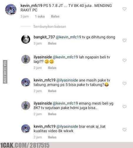 Meme lucu 'mending rakit PC' ini, bikin kalian gagal paham