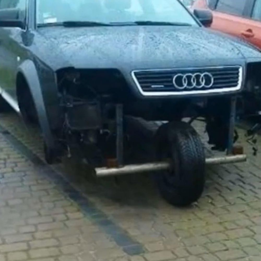Bentuk roda mobil ini bentuknya antimainstream, bikin anda senyum tipis Bentuk roda mobil ini bentuknya antimainstream, bikin anda senyum tipis