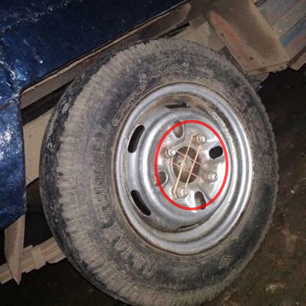 Bentuk roda mobil ini bentuknya antimainstream, bikin anda senyum tipis Bentuk roda mobil ini bentuknya antimainstream, bikin anda senyum tipis