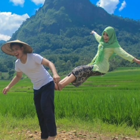 Potret lucu prewedding gagal ini bikin pengantin senyum-senyum sendiri