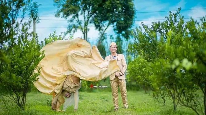 Potret lucu prewedding gagal ini bikin pengantin senyum-senyum sendiri